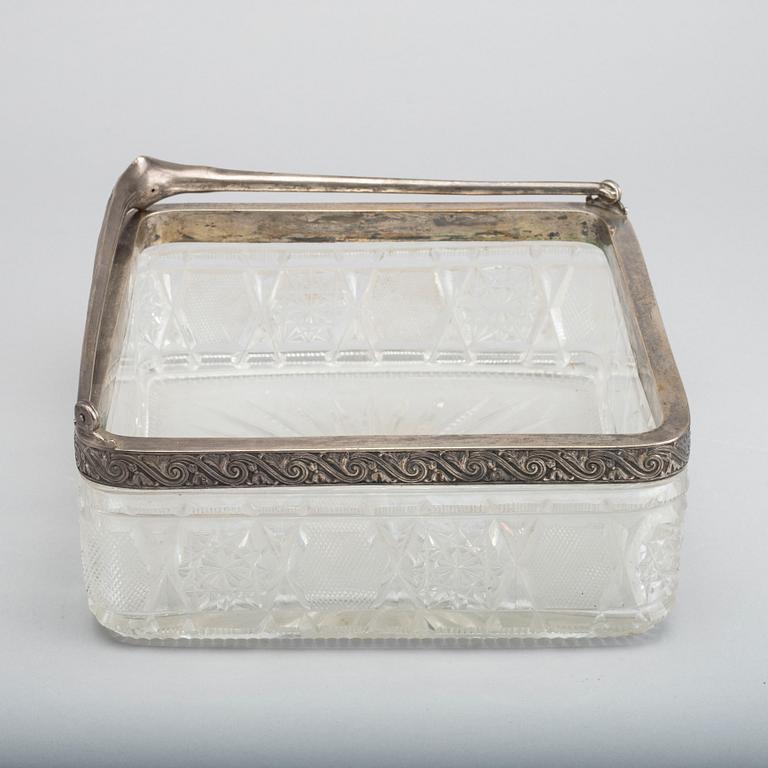 SKÅL, glas och nysilver. 1900-talets första del.