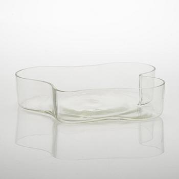 Alvar Aalto, a 1950's '3035' bowl for Iittala.