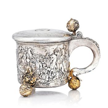 147. Ferdinand Sehl dä, dryckeskanna, delvis förgyllt silver, Stockholm 1693. Barock.