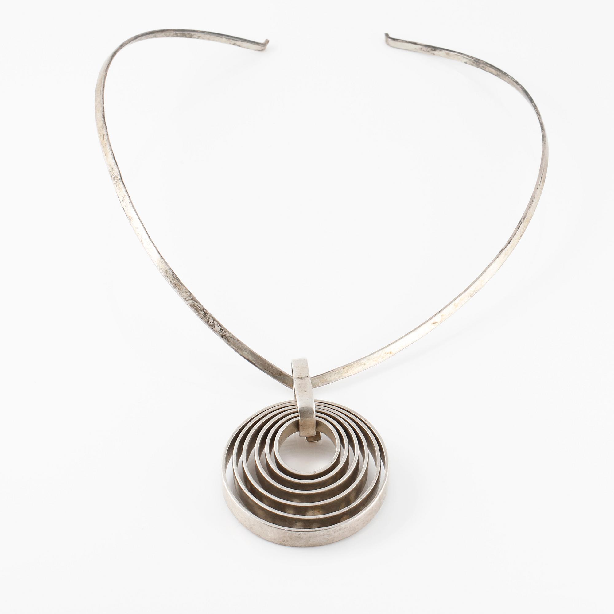 COLLIER, silver. Vikt 55,1 gram.