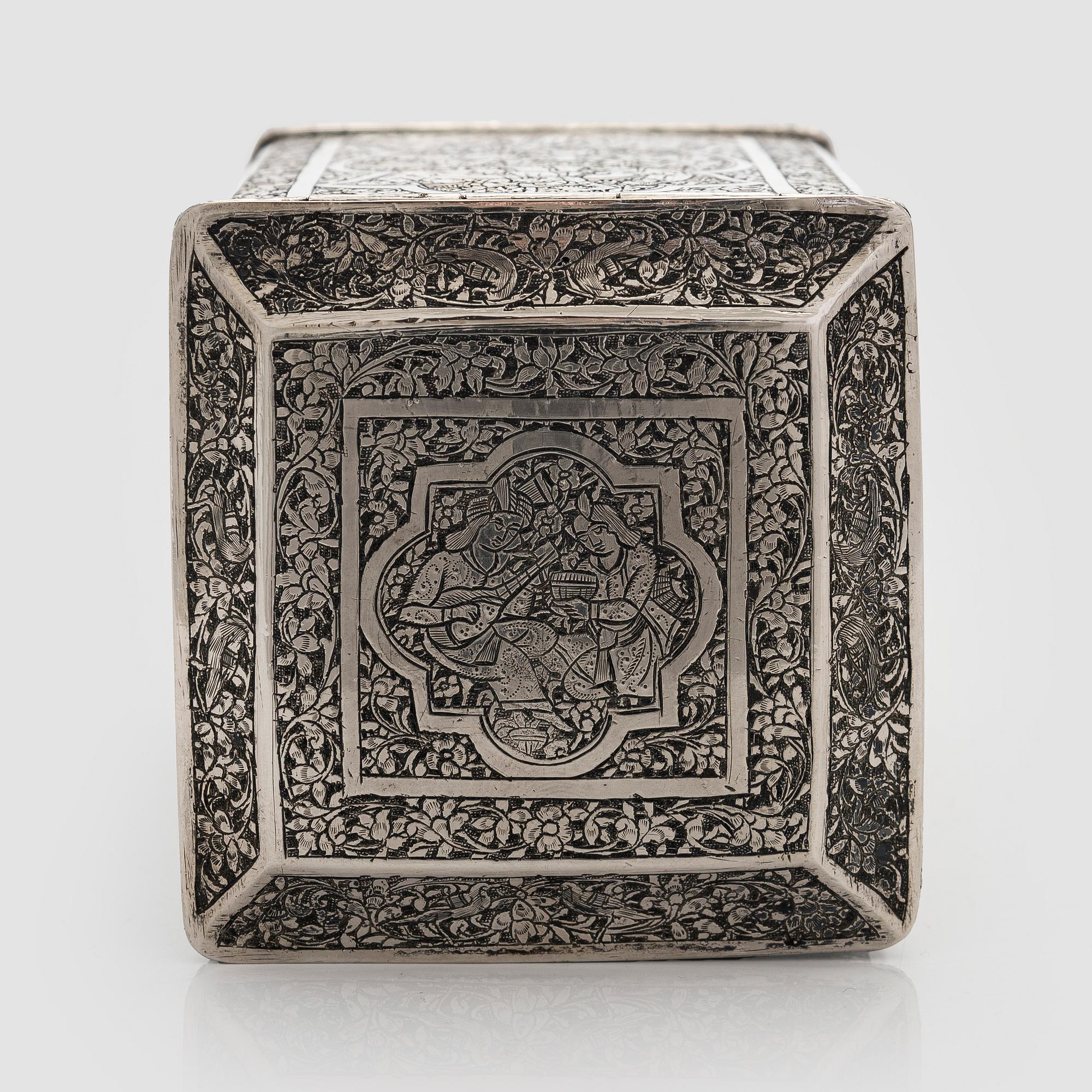 A Persian silver tea caddy, first half of the 20th century.