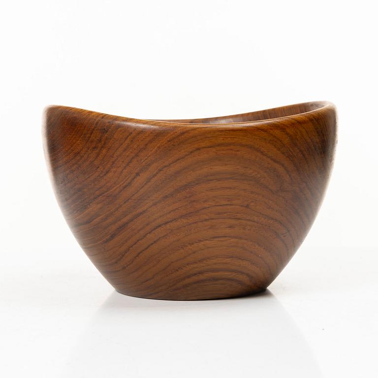 Johnny Mattsson, tray and two bowls.