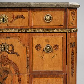 A Gustavian commod attributed to Jonas Hultsten (1773-94).