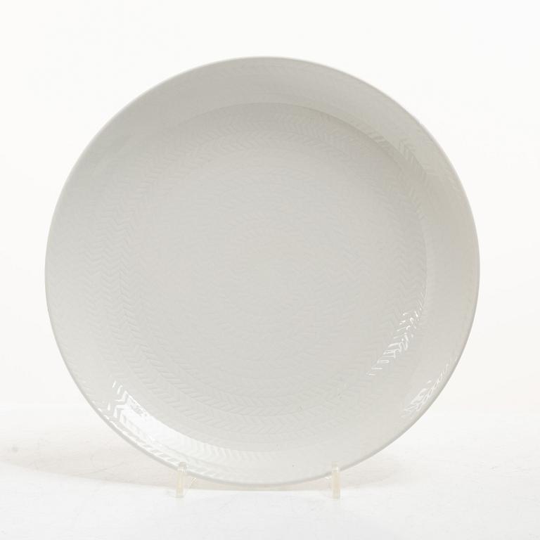 A 37 piece dinner service, "Blå eld", Rörstrand.