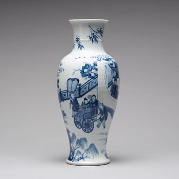 VAS, porslin. Qingdynastin, Kangxi (1662-1722).