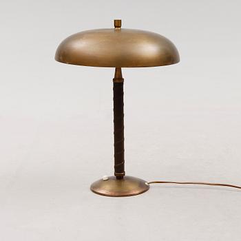 BORDSLAMPA, 1900-talets första hälft.