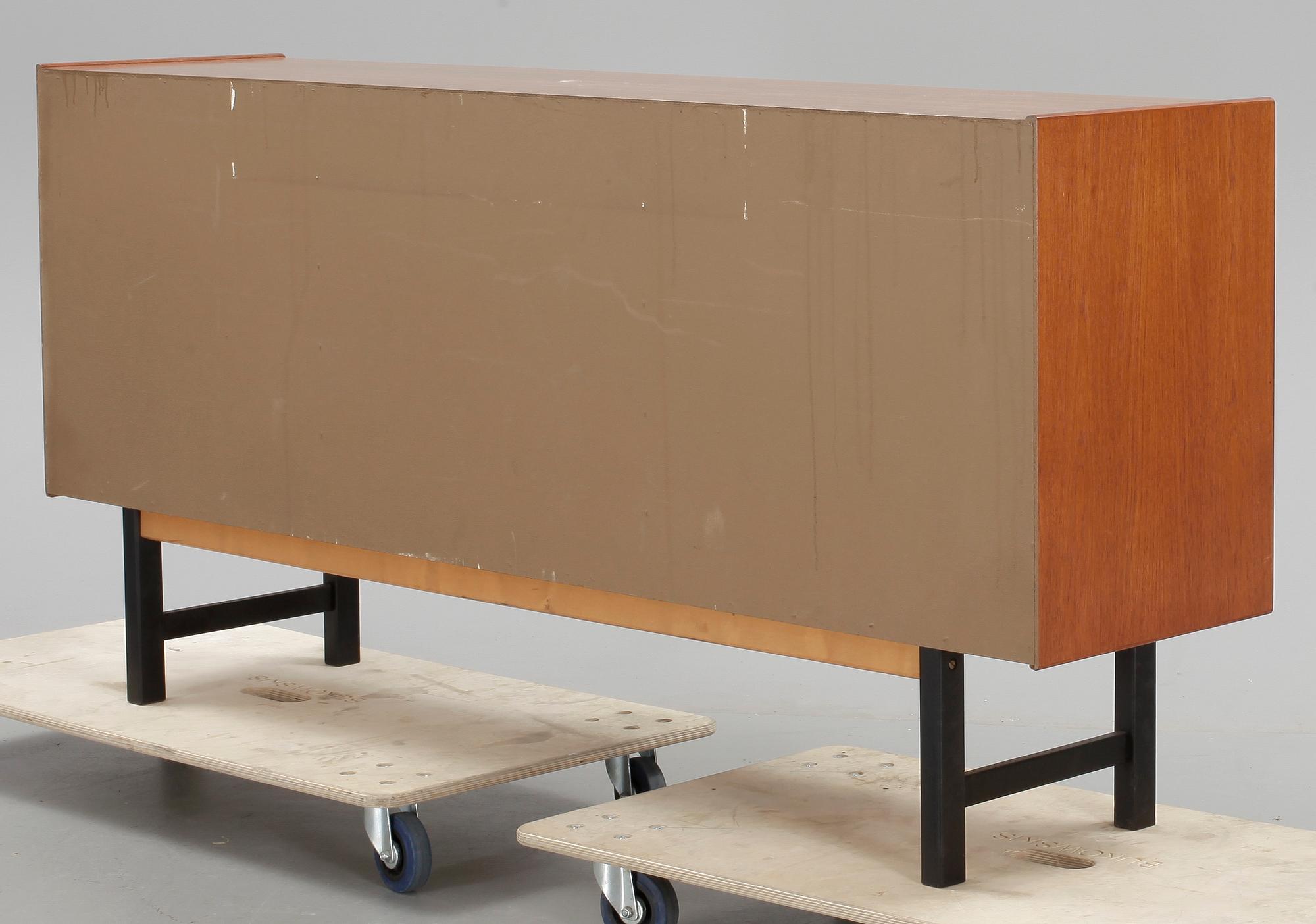 SIDEBOARD, troligen Ulferts, Tibro, 1900-talets andra hälft.