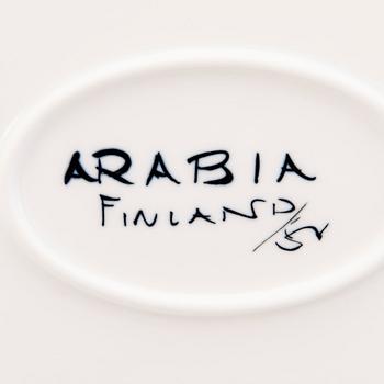 DORRIT VON FIEANDT, A ceramic dish, signed with monogram, Arabia Finland.