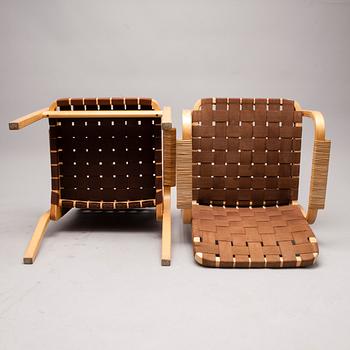 STOLAR, 3 st, modellerna 45 och 611, Alvar Aalto, Artek.