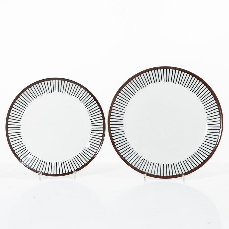Stig Lindberg, a 36 piece 'Spisa Ribb' service, Gustavsberg.