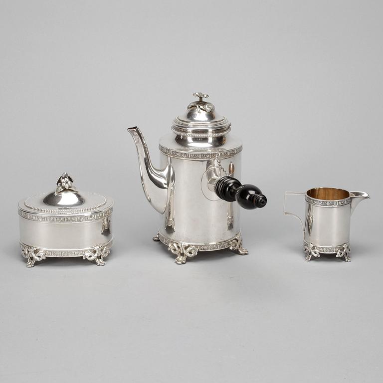 KAFFESERVIS, 3 delar, silver, GAB, Stockholm, 1907-1908. Total vikt ca 1408 gram.