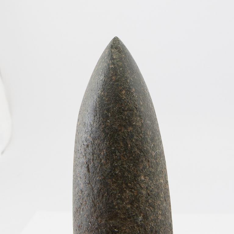 Three Scandinavian Neolithic stone axes, trindyxor, Neolithic.