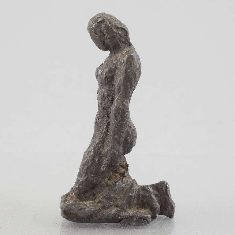 Arne Jones, Squatting Woman.