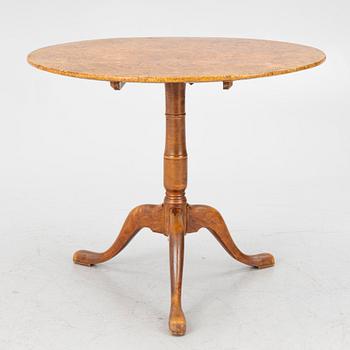 A tilt-top table by A. J. Rosendahl (master active in Arboga 1762-1836).