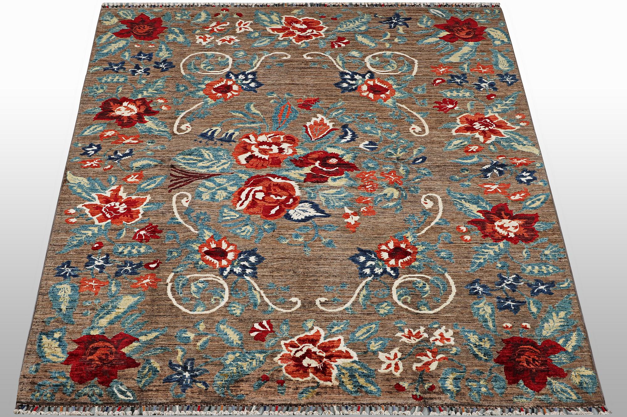 Matta, Karabakh Ariana, ca 241 x 176 cm.