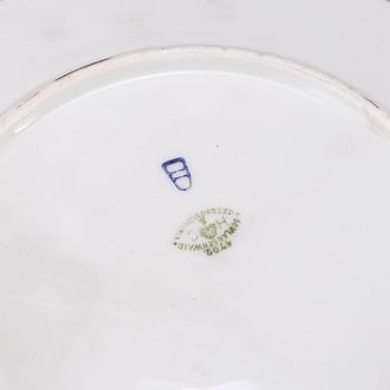 A Schlaggenwald and Berlin porcelaine service, 9 pieces. 19th/20th century.