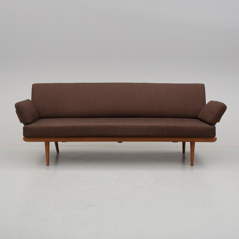 SOFFA, ur "Minerva"-serien, Peter Hvidt och Orla Mölgaard-Nielsen, France & Son, Danmark.