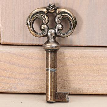 Vitrinskåp, sent 1900-tal/2000-tal.