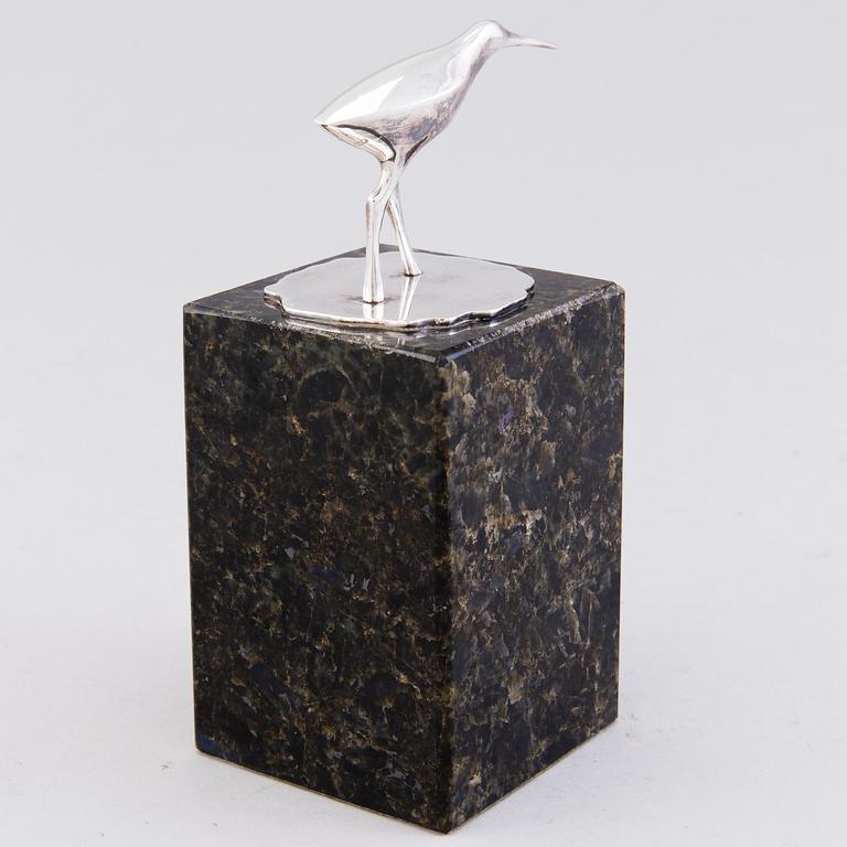 Tapio Wirkkala, Fågelskulptur, "Beckasin", silver (830) Kultakeskus 2000.