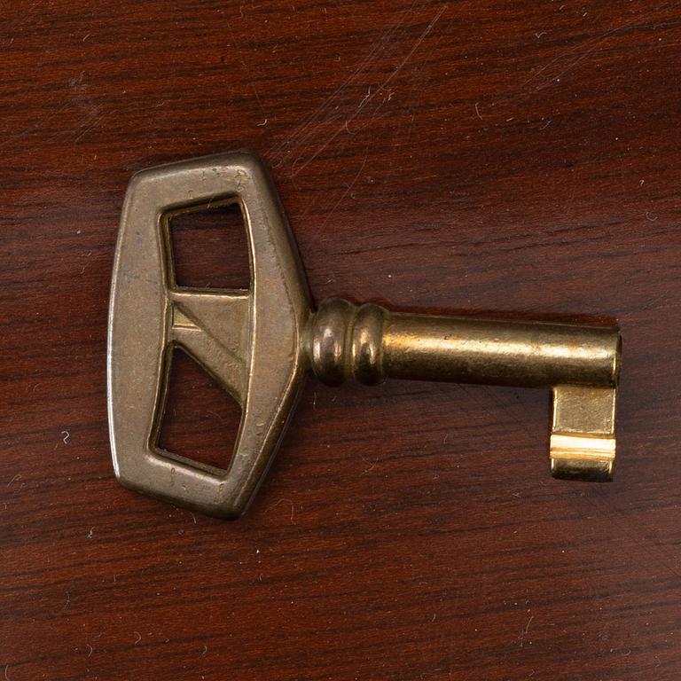 Bord, omkring år 1900, Gustaviansk stil.