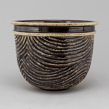 BRITT-LOUISE SUNDELL, ytterfoder, stengods, Gustavsberg Studio, signerat BS.