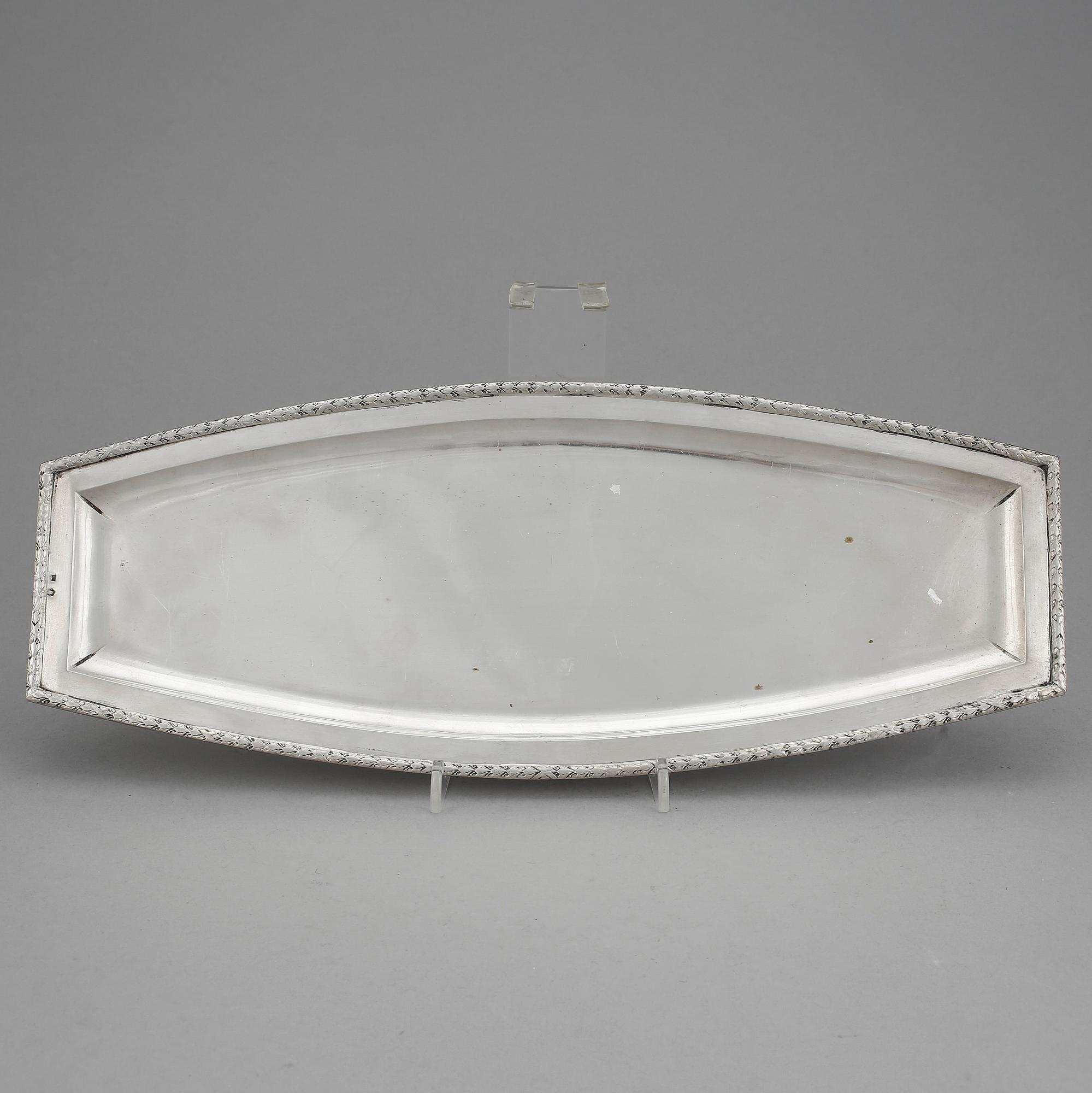 BRICKA, silver, Österrike-Ungern, troligen 1872-1922. Vikt ca 370 gram.