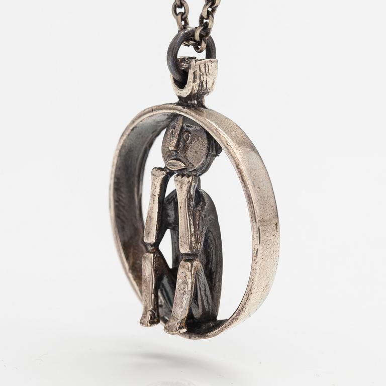 Jorma Laine, Kaulakoru "Mörökölli", sterlinghopeaa. Turun Hopea, Turku.