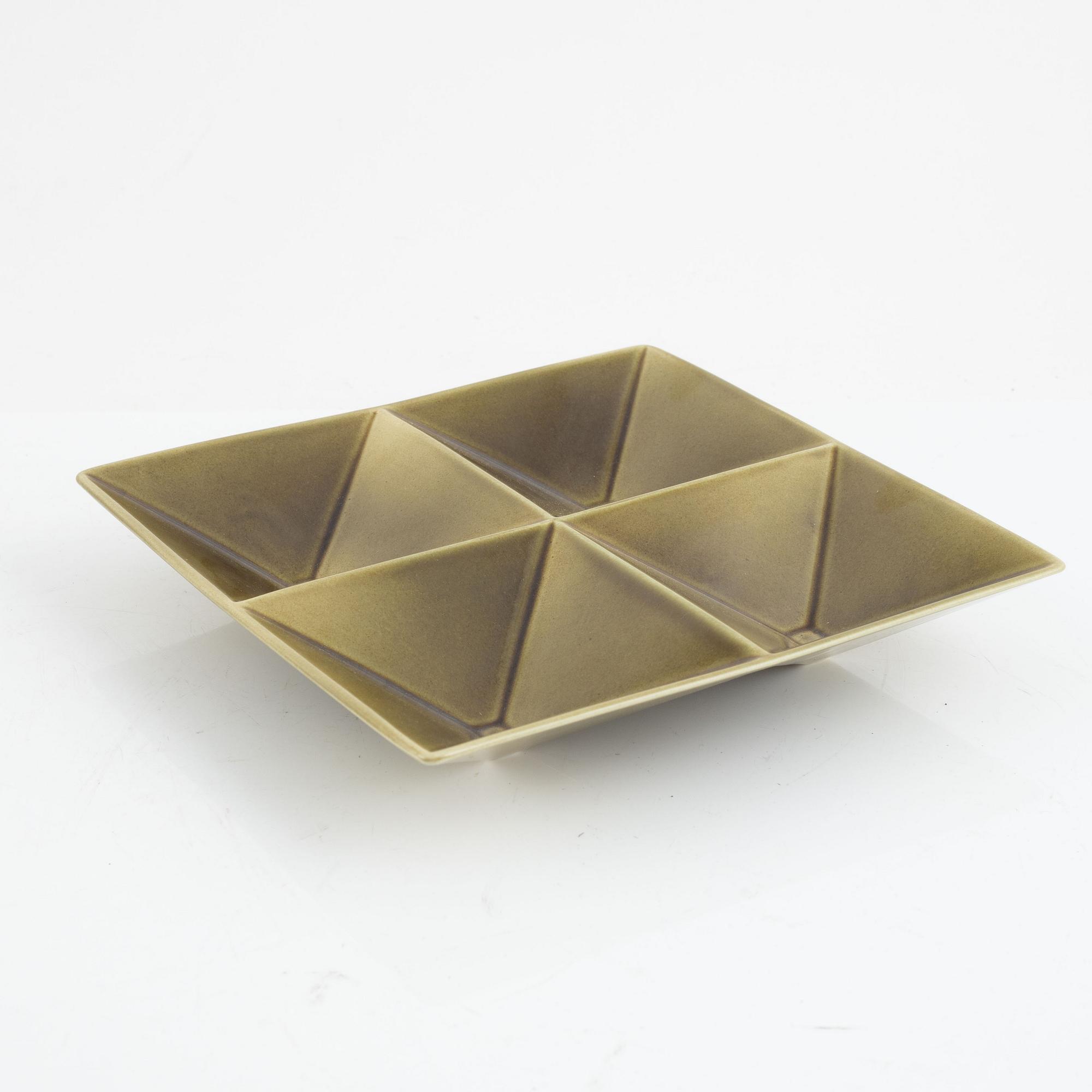 Kaj Franck, a "Lokerovati" dish, Arabia, Finland 1958-62.