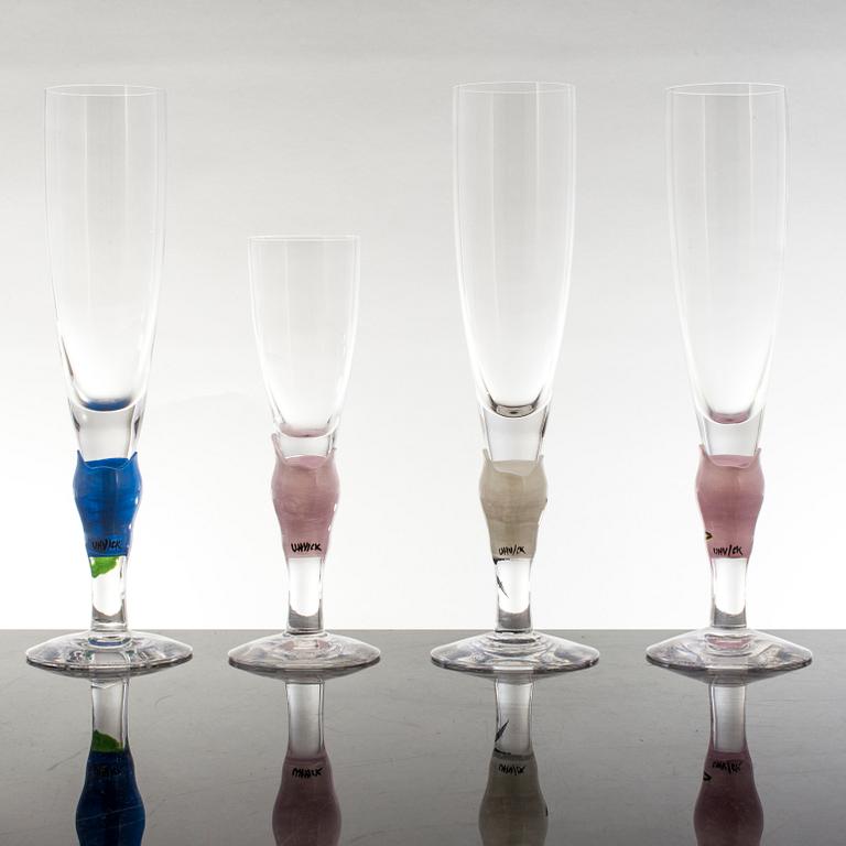 ULRICA HYDMAN-VALLIEN, glas, 9 st, 'Open minds', snaps och champagne glas för Kosta Boda.