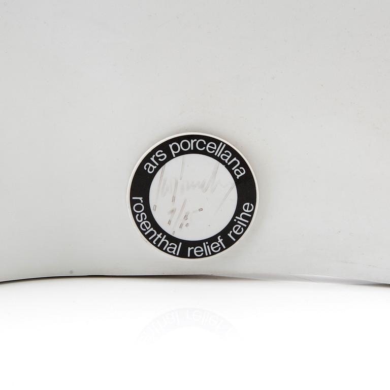 Gió Pomodoro, relief "Folla" Rosenthal Ars Porcellana Relief Riehe signerad och numrerad 1/15 (?) porslin.