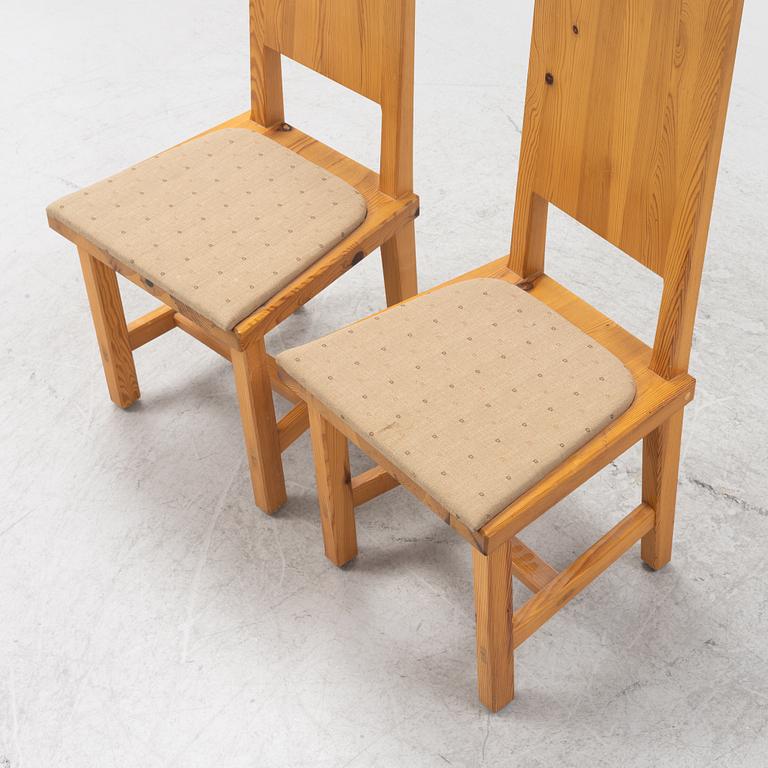 Göran Malmvall, a set of six chairs, Karl Andersson & Söner and a table, second half of the 20th Century.