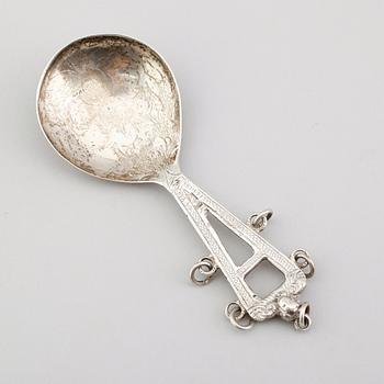 SKED, silver, möjligen Norge. Vikt ca 49 gram.