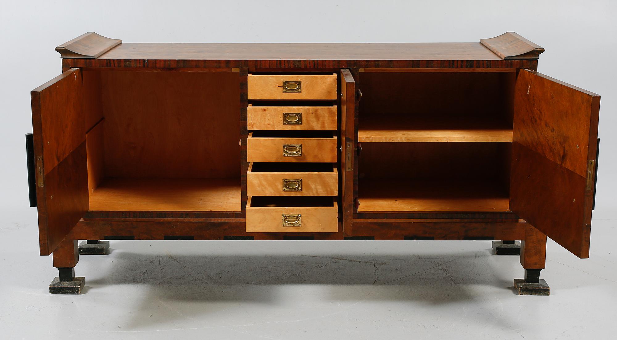 SIDEBOARD, 1930-tal.