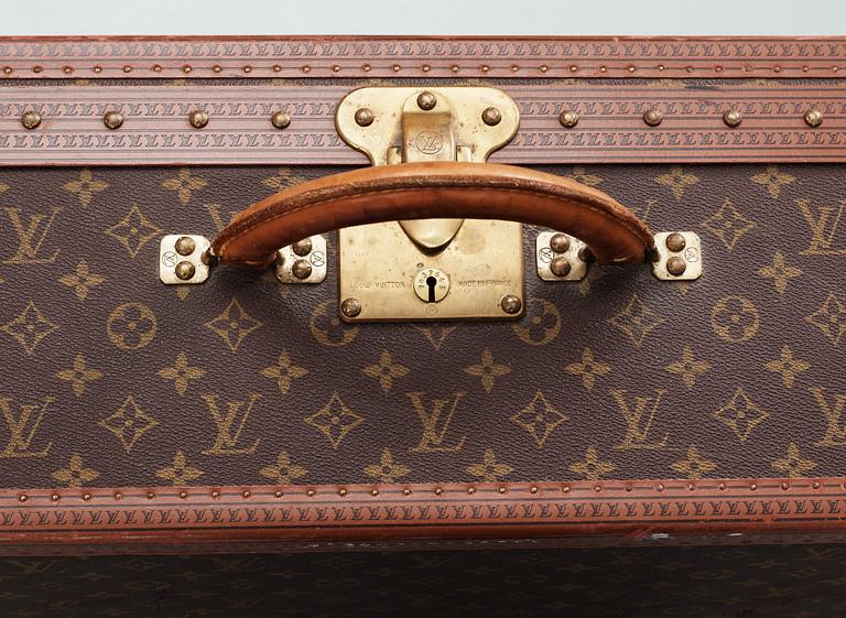 A monogram canvas suitcase by Louis Vuitton, "Le Loziné".