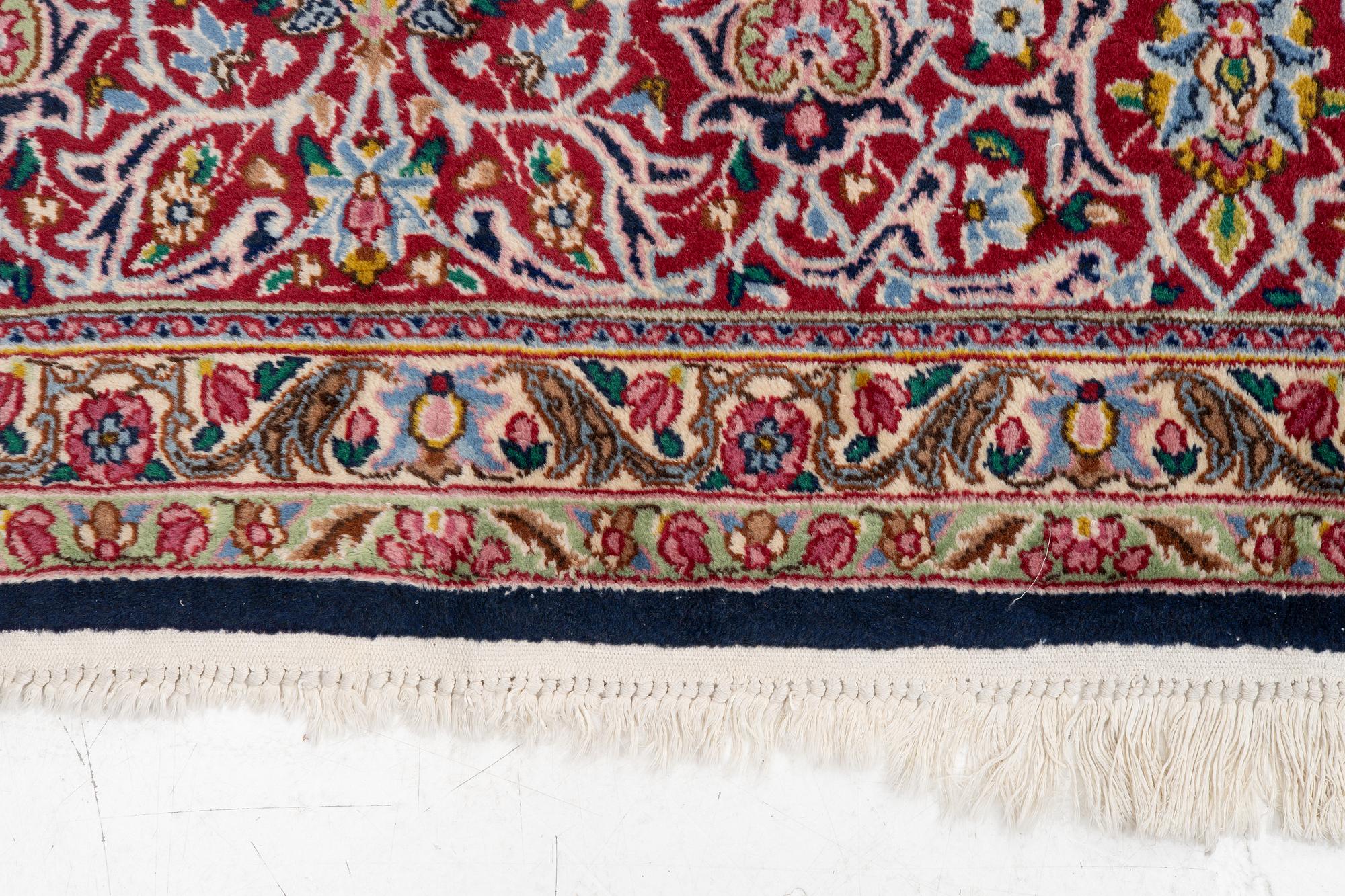 Carpet, Kirman, 410 x 300 cm.
