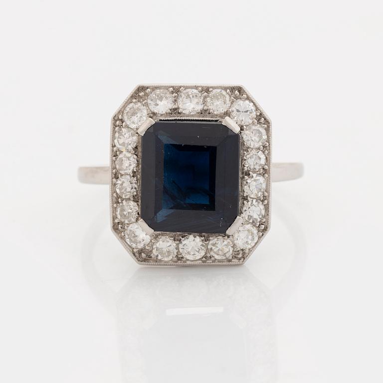 Ring platina med safir och diamanter.