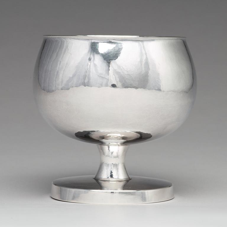 SIGURD PERSSON, a sterling silver bowl, executed by Johann Wist, Stockholm 1969.