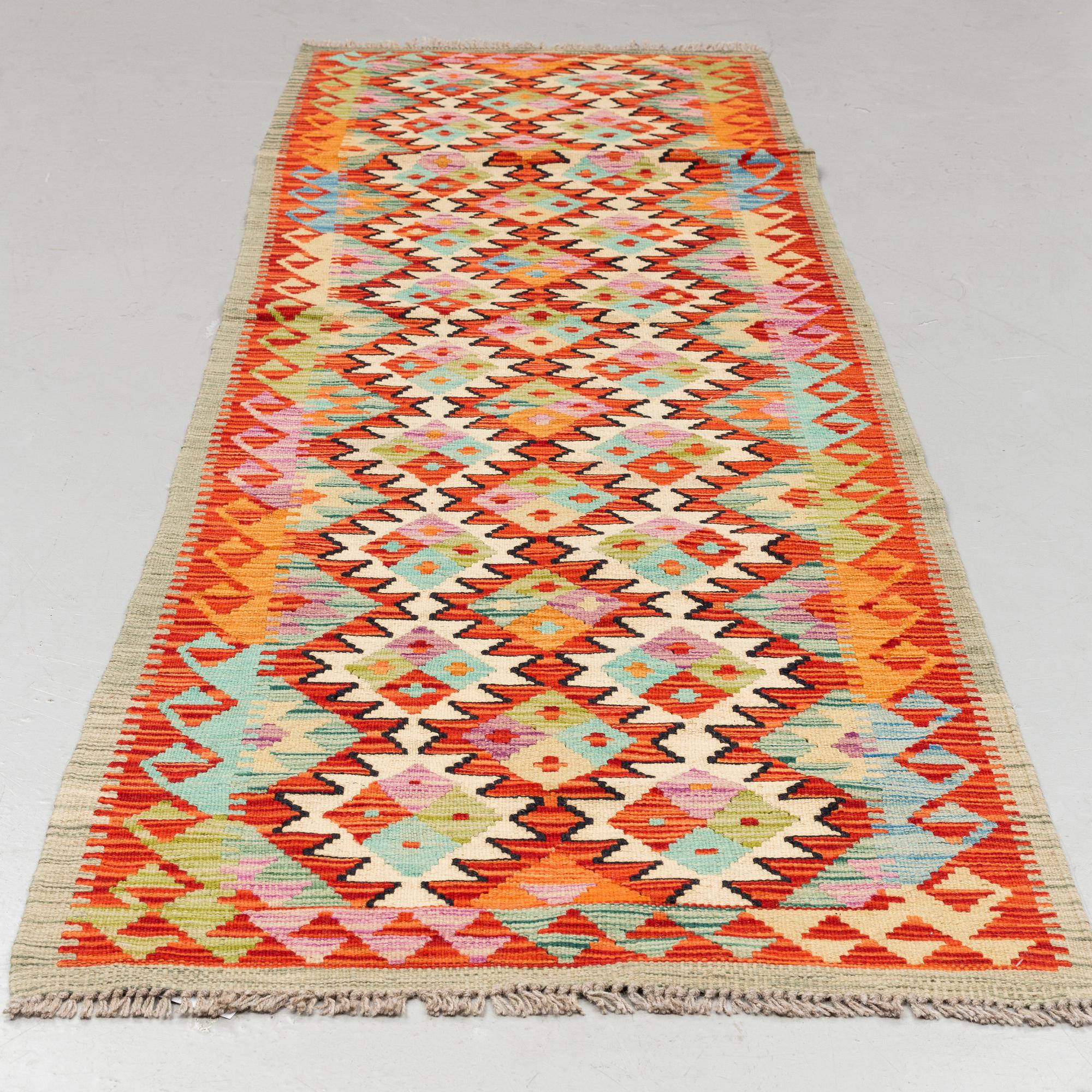 A RUNNER, Kilim, ca 260 x 76 cm.
