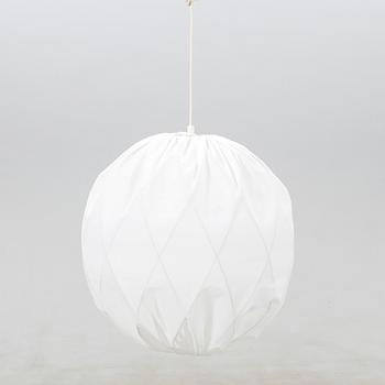 Tore Ahlsén, taklampa, "Pia-lampan", Gärsnäs.