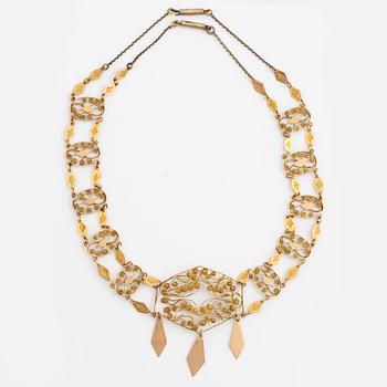 Collier 18K guld, filigranarbete, troligen omkring sekelskiftet 1900.