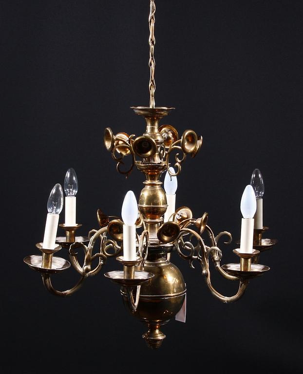 LJUSKRONA, mässing, barockstil, 1900-talets första hälft. H 57.