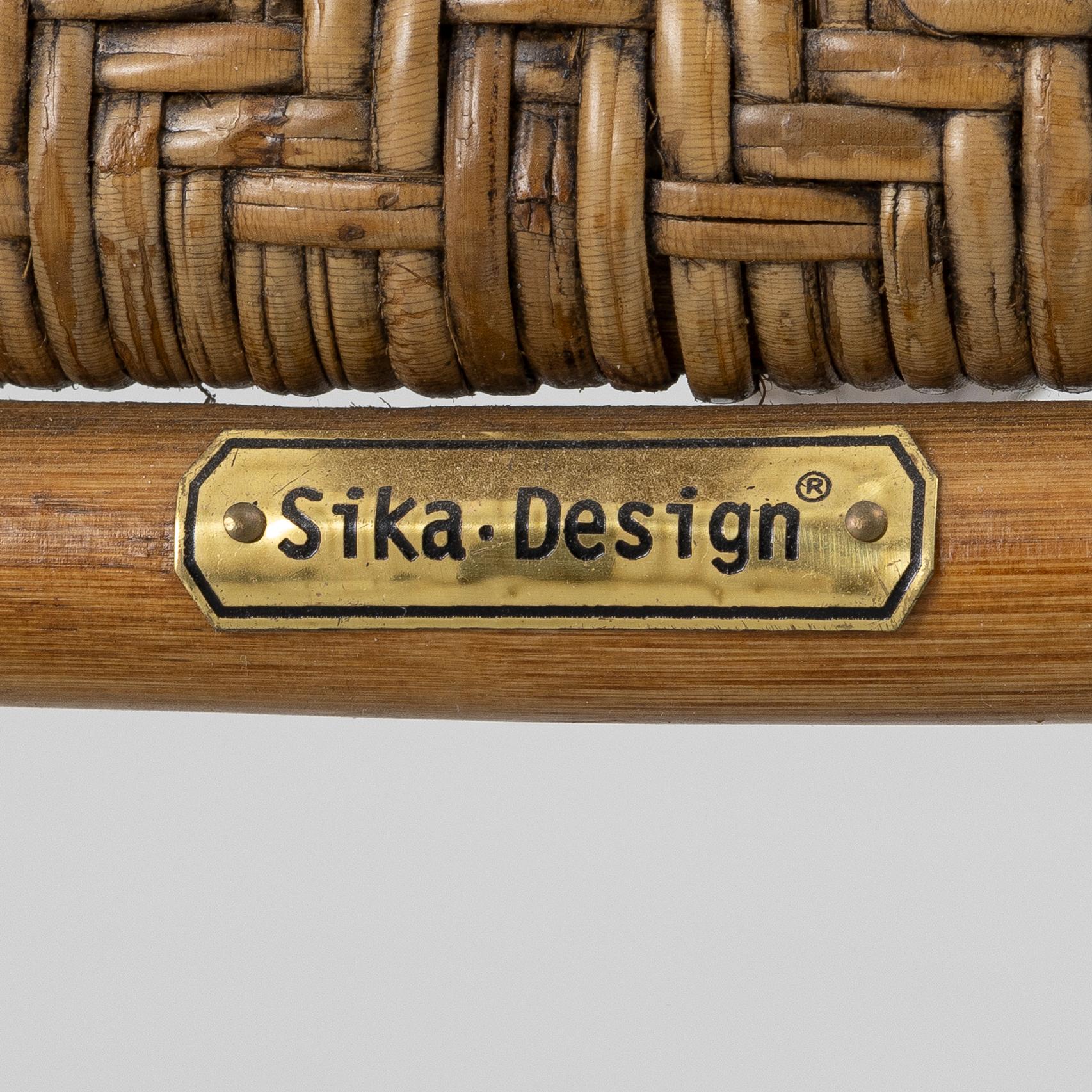 Karmstolar, ett par, 2000-tal.