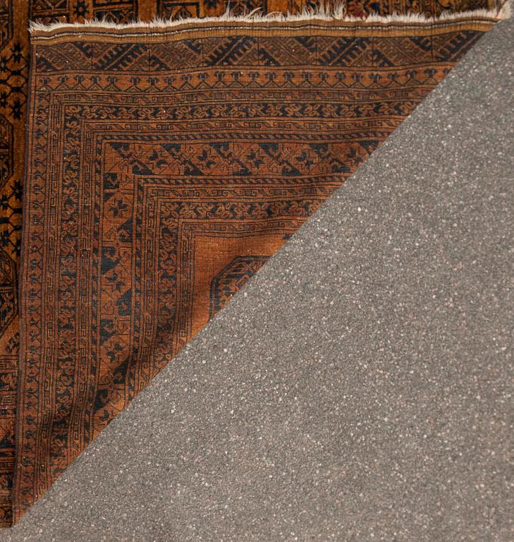 MATTA, Afghan, 1900-talets andra hälft. Ca 287x210 cm.