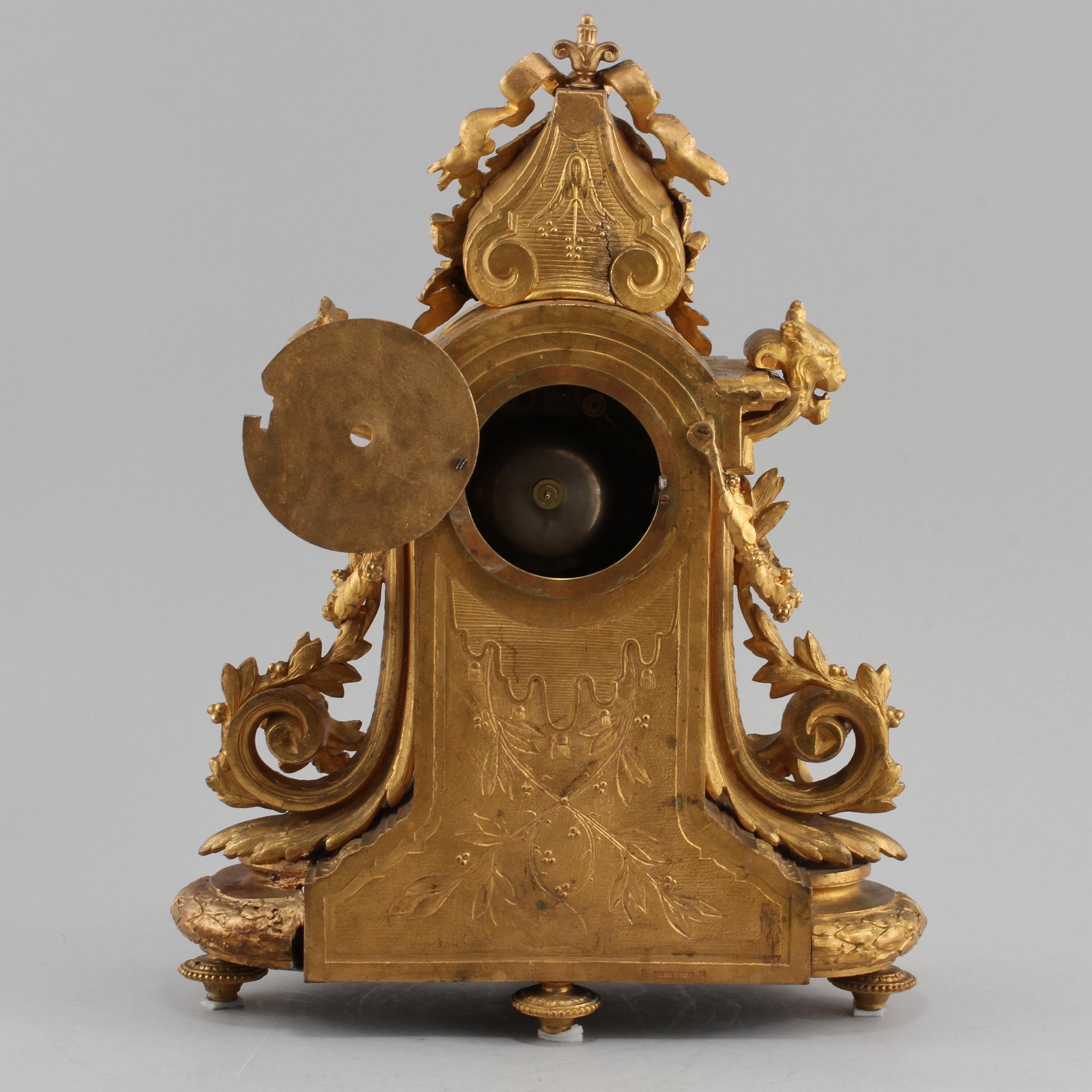 BORDSPENDYL, 1800-talets andra hälft.