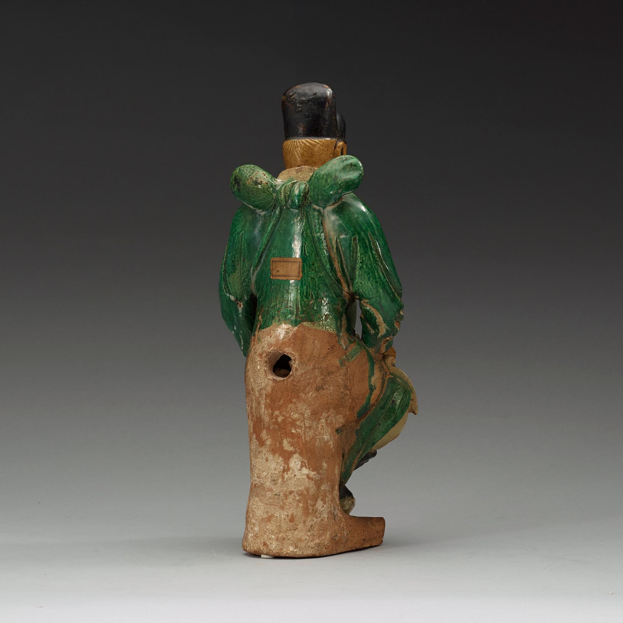 FIGURIN, lergods, Ming dynastin (1368-1644).