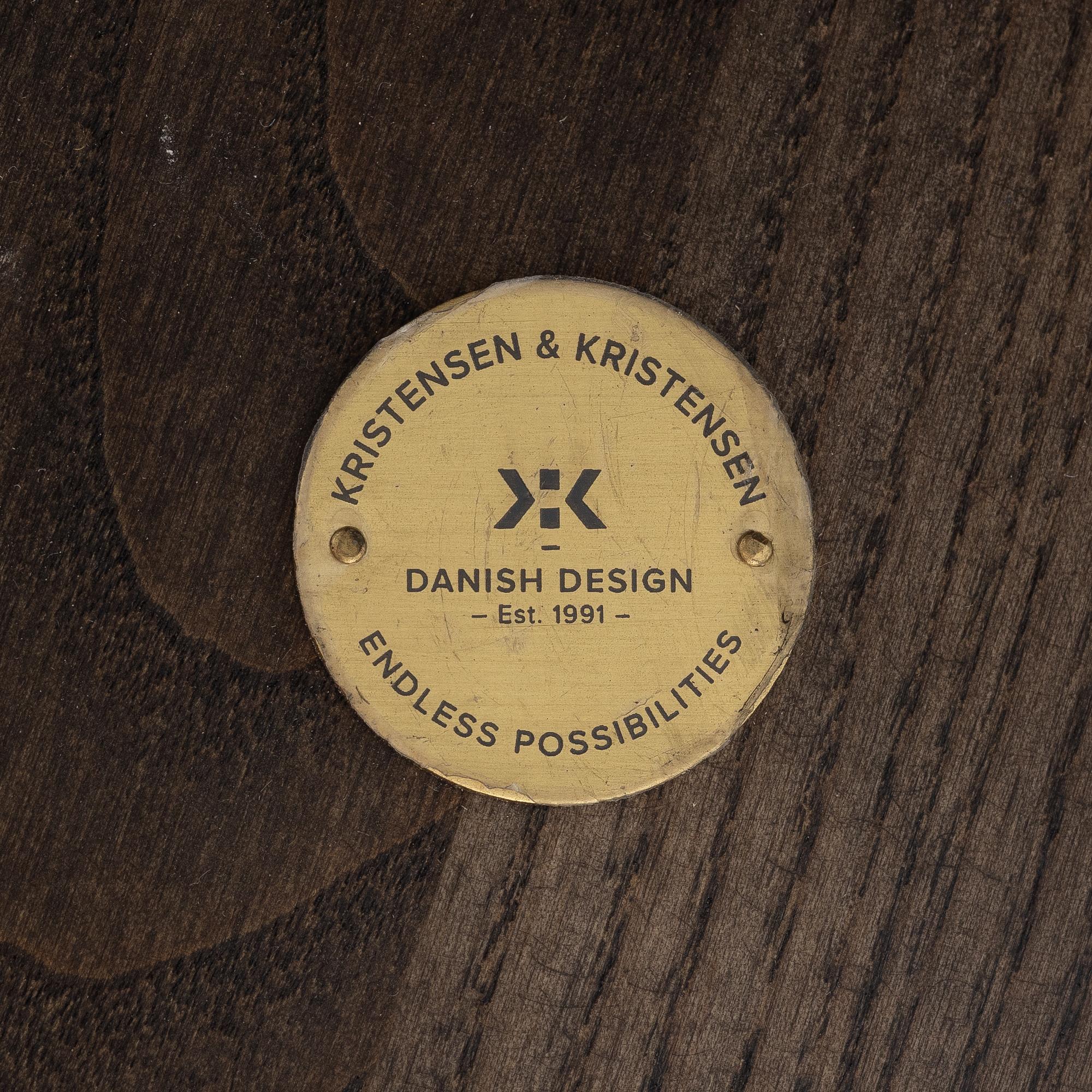 Matbord, DIS inredning.