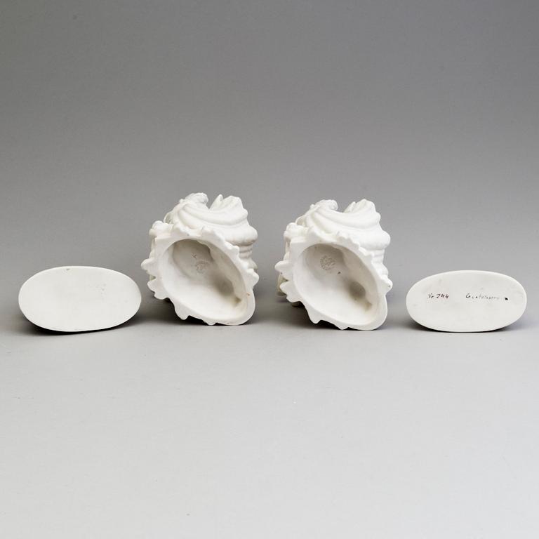 A PAIR OF PARIAN BOWLS AND PAPER WEIGHTS, Gustafsberg, ca 1900.