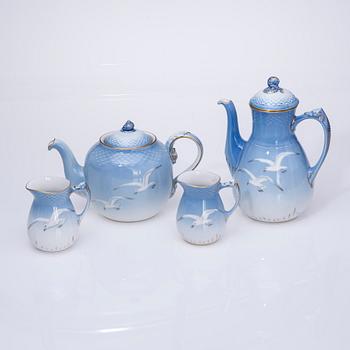 SERVIS, ca 123 delar, porslin, "Måsen", Bing & Gröndahl, Köpenhamn.