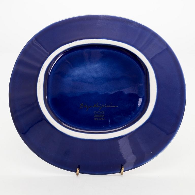 Birger Kaipiainen, a decorative ceramic dish, marked Birger Kaipiainen, Arabia Finland.