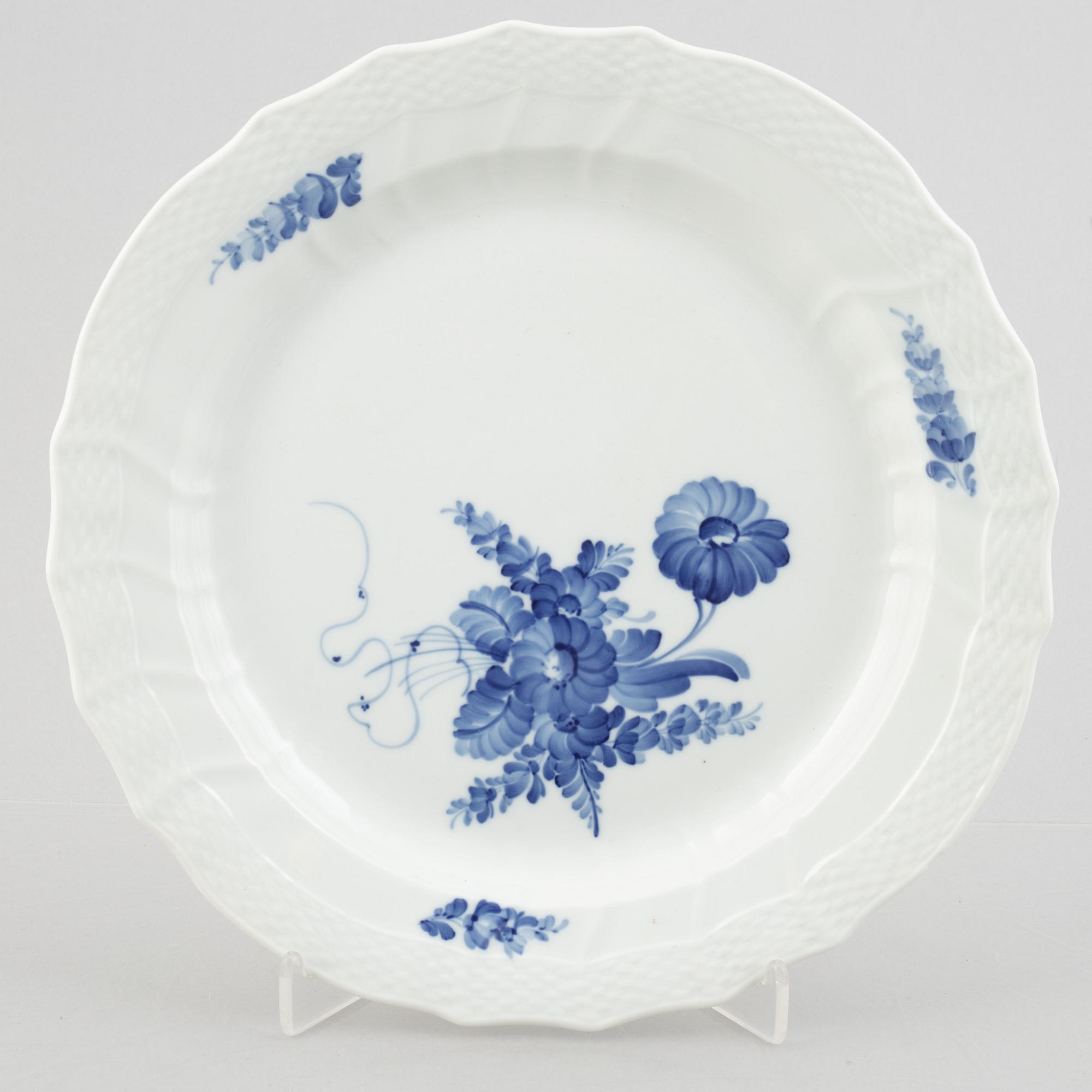 Royal Copenhagen, a 27-piece 'Blå blomst' coffee service, Royal Copenhagen, Denmark.